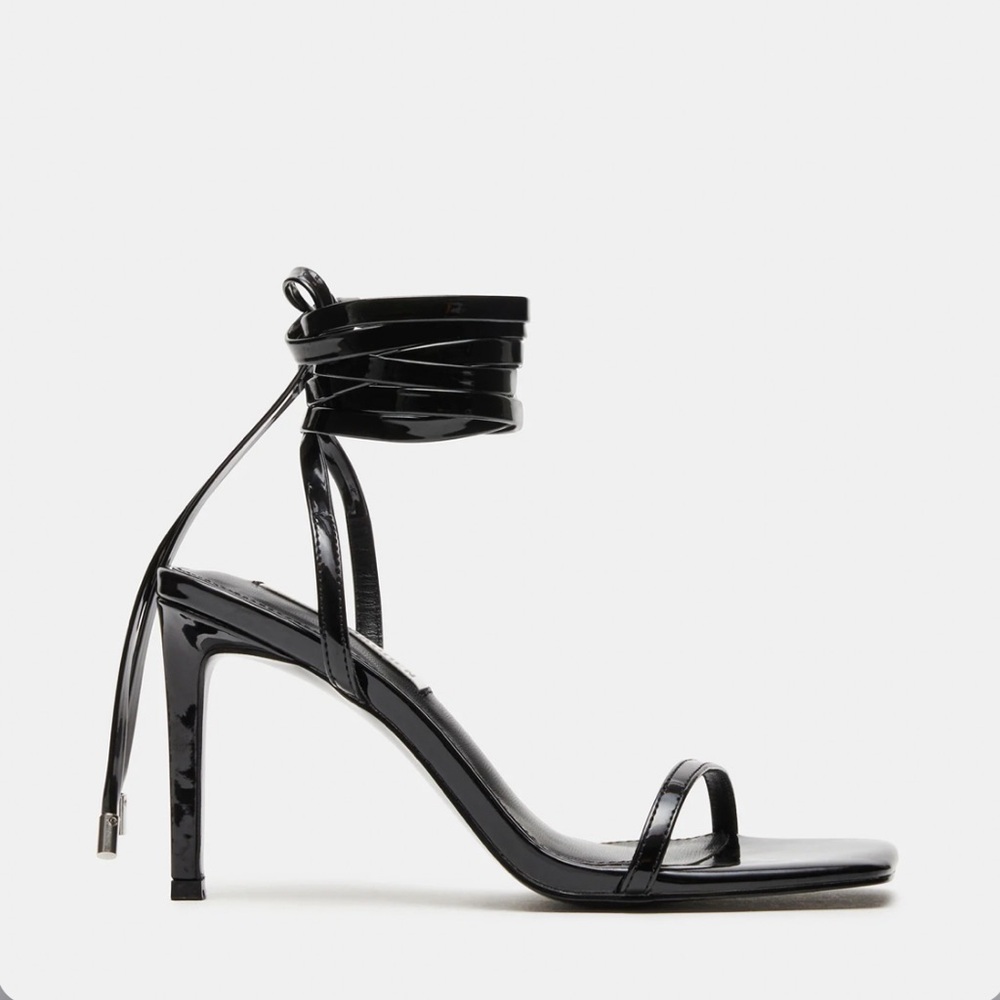 Steve Madden Strappy Black heels